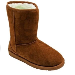 Dawgs SIZE 9 chestnut color 9” shaft